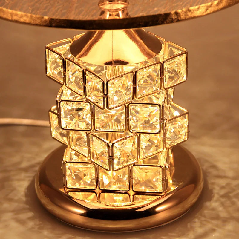 Crystal Table Lamp Diamond Table Lamp Decoration Desk Lamps Classic Bedroom Bedside Bar Rubik'S Cube European Style Luxury