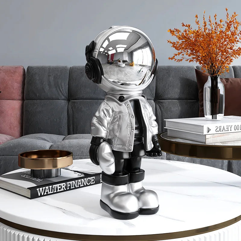 Resin Sculpture Table Decoration Electroplate Painting Astronaut Statue Room Decor Home Ornament Sculpture Art Figurine Luxury