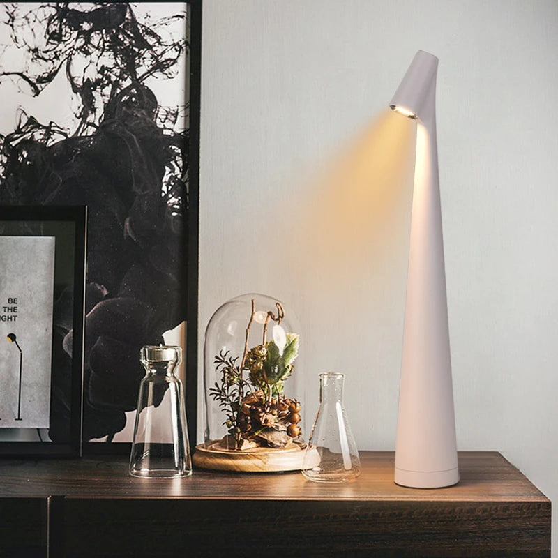Designer'S Table Lamp Vertical Pole Overlooking Design Light Luxury Desk Lamp USB Charging Atmosphere Lamp Bedroom Bedside Lamp
