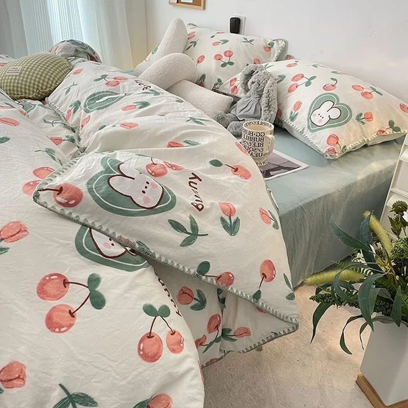 Bedding Set INS Girls Cherry Soft Washed Cotton Bed Sheet Queen King Size Duvet Set Comforter Set Pillowcase Bed Linens