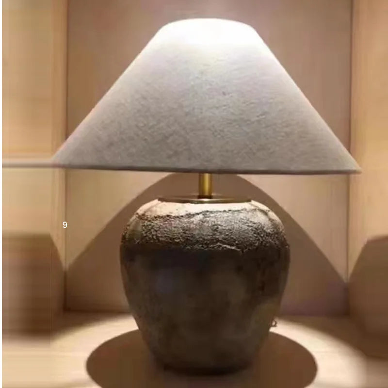 Chinese Table Lamps LED Creative Retro Ceramic Pot Desk Light for Home Living Room Hotel Club Ornament Decor