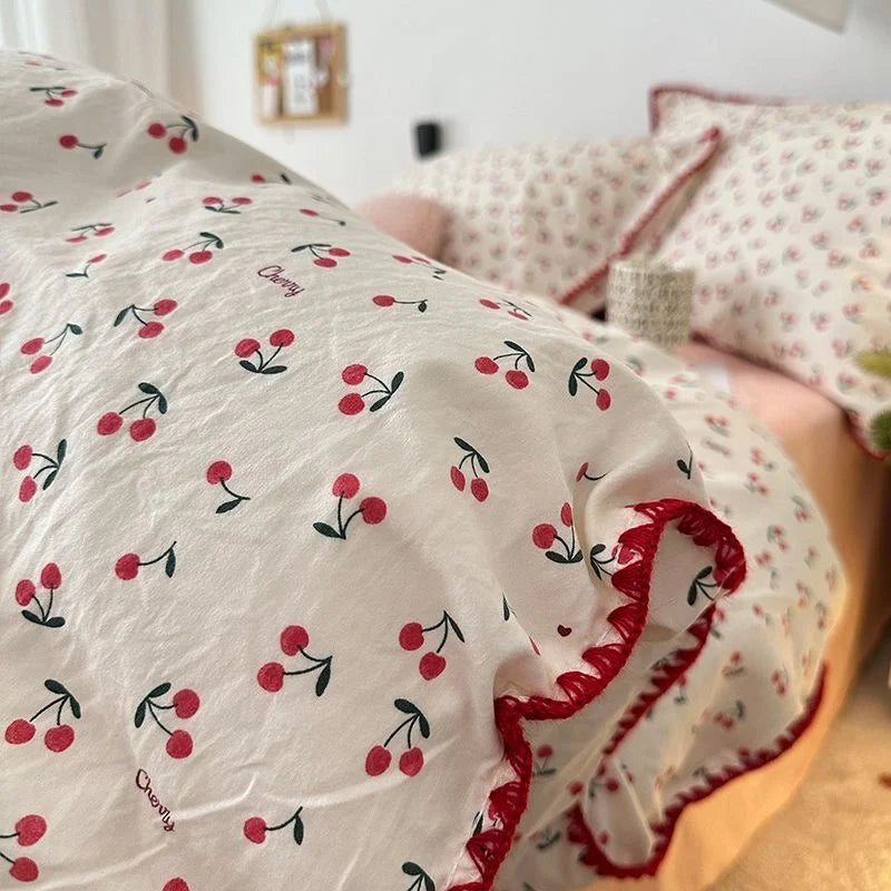 Bedding Set INS Girls Cherry Soft Washed Cotton Bed Sheet Queen King Size Duvet Set Comforter Set Pillowcase Bed Linens